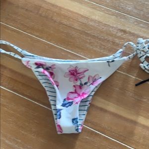 Frankie’s bikini bottoms